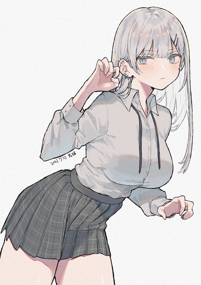 (&Phi; ω &Phi;)