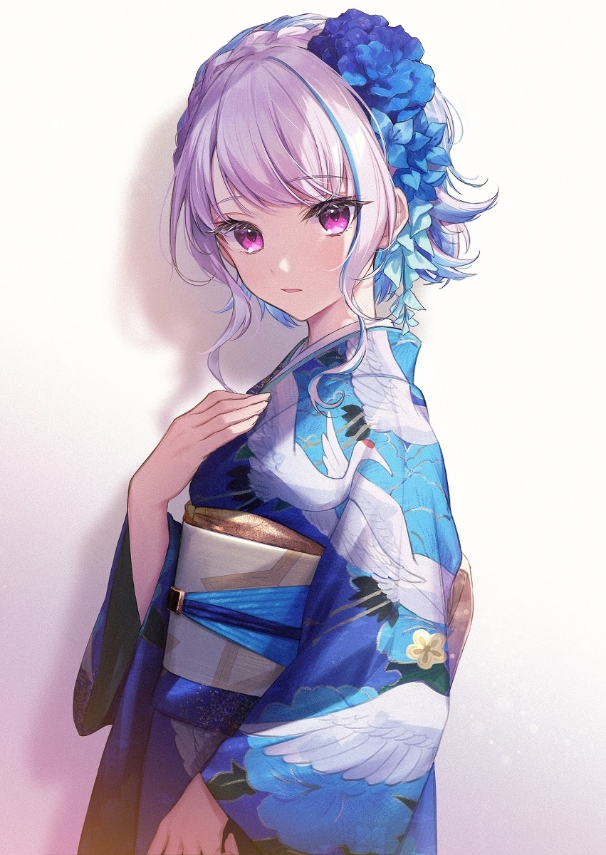 华