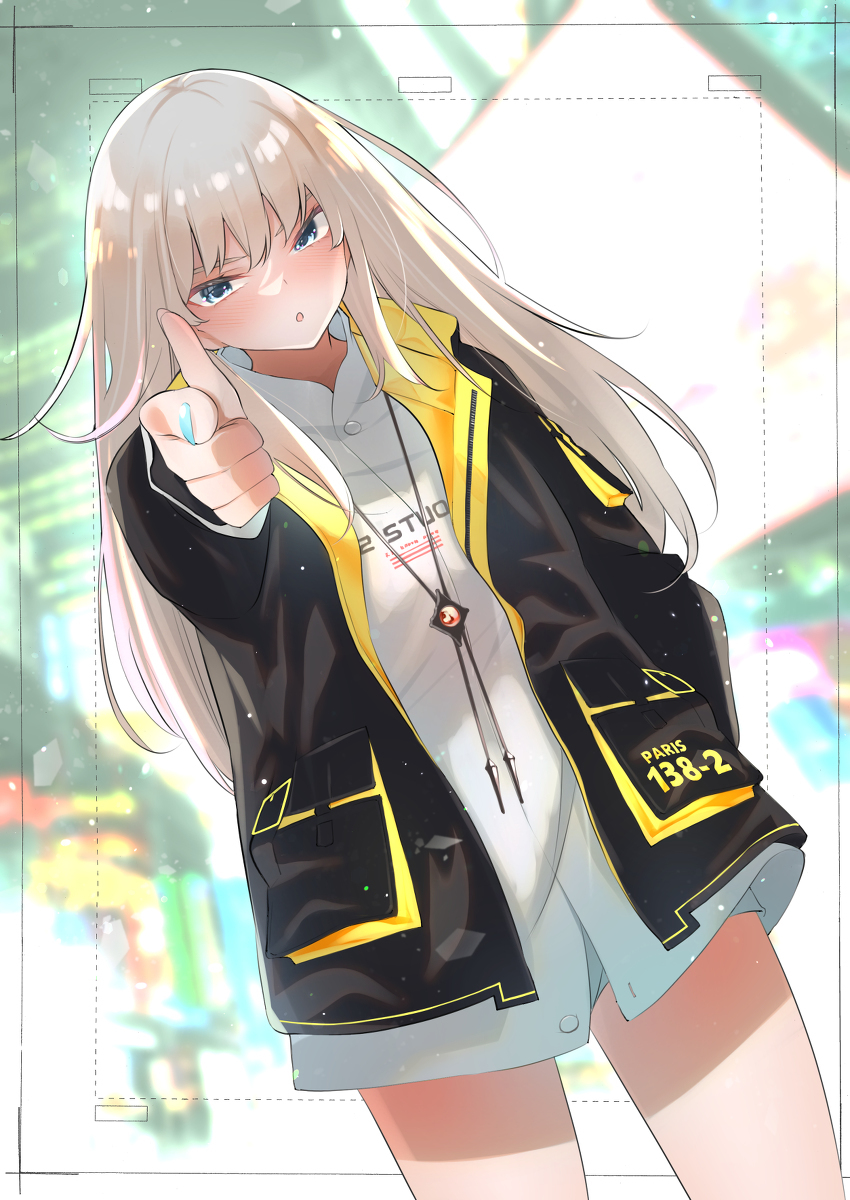 约会的约定时间很严格的女孩