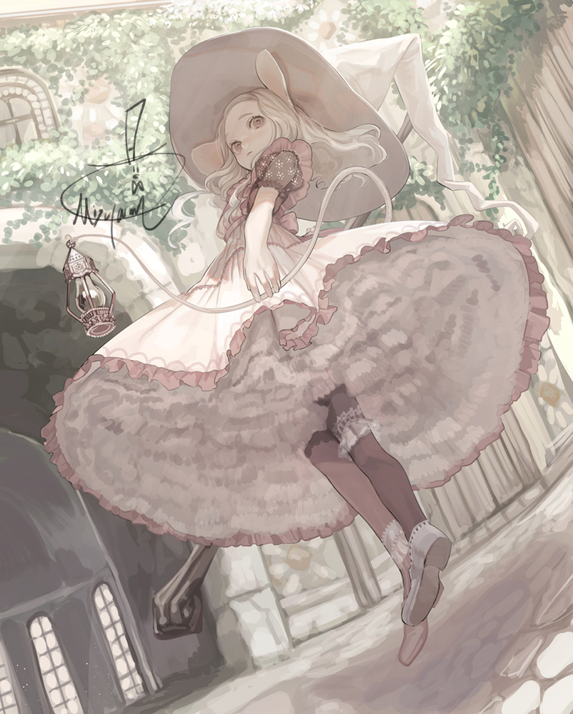 樱花色的老鼠魔女