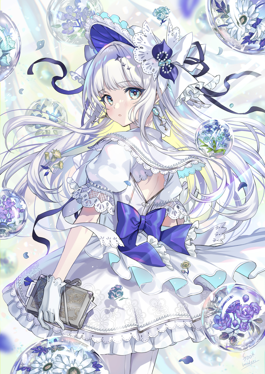 弗洛拉 &middot; 克拉里蒂