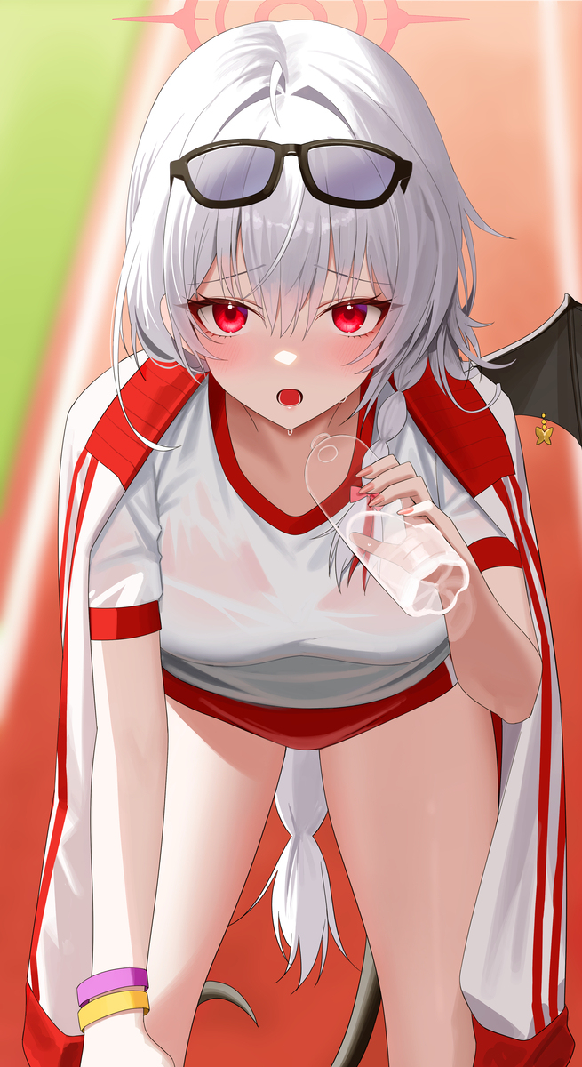 黑馆春娜
