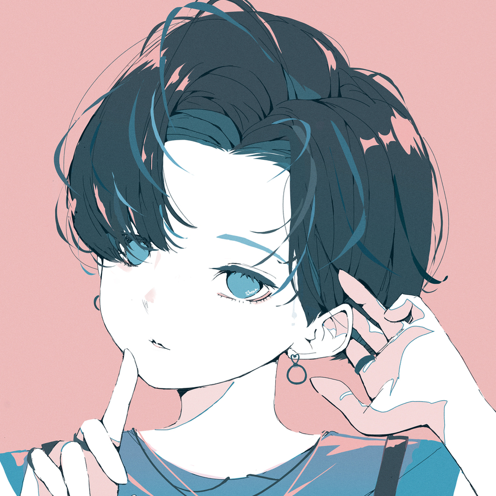 盛夏的黑发短发女孩。