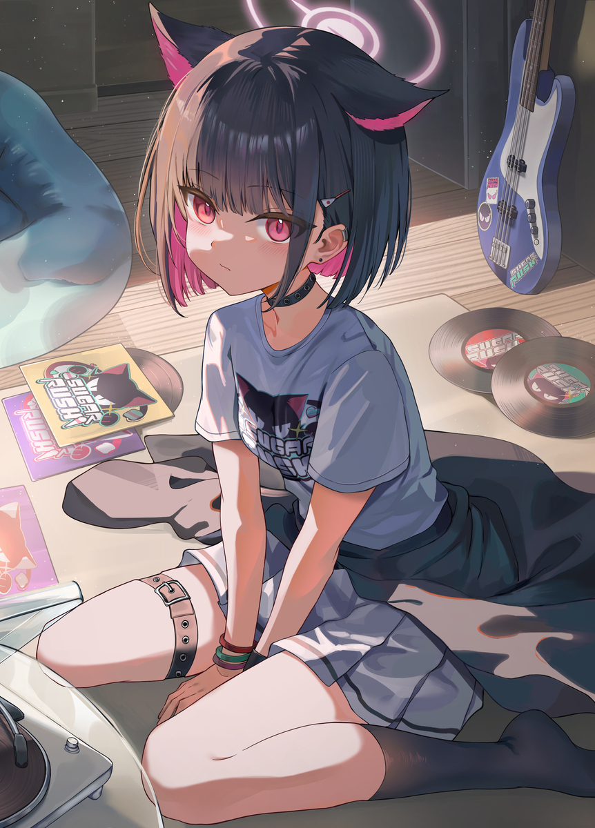 杏山カズサ