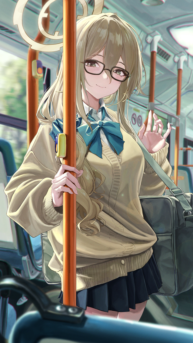 制服アカネ