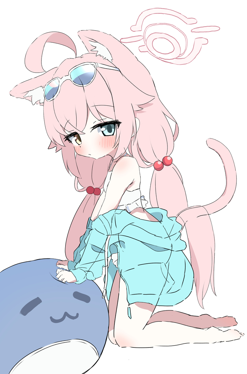 水着猫ホシノ