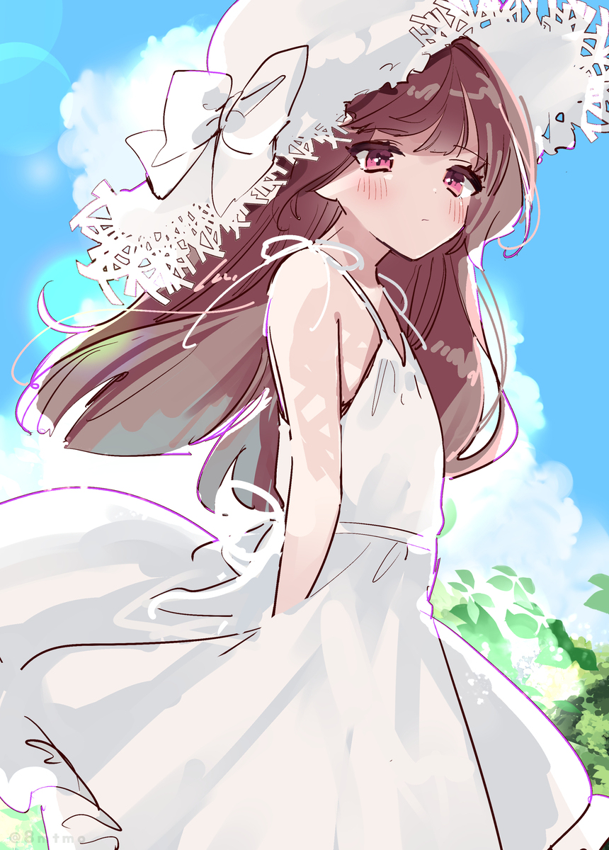 夏の白ワンピ女は集団幻覚らしい