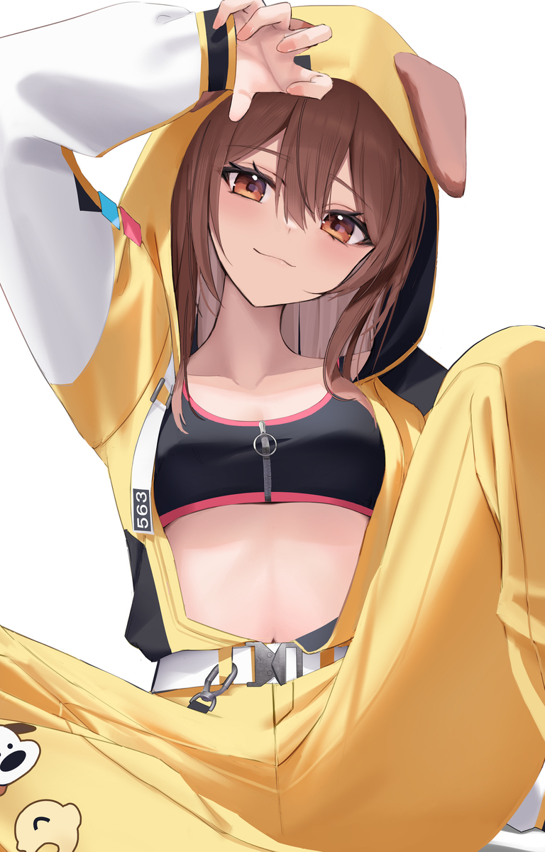 563