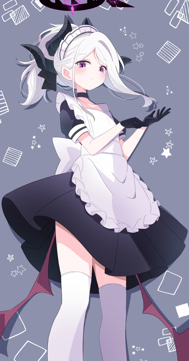 メイドヒナ