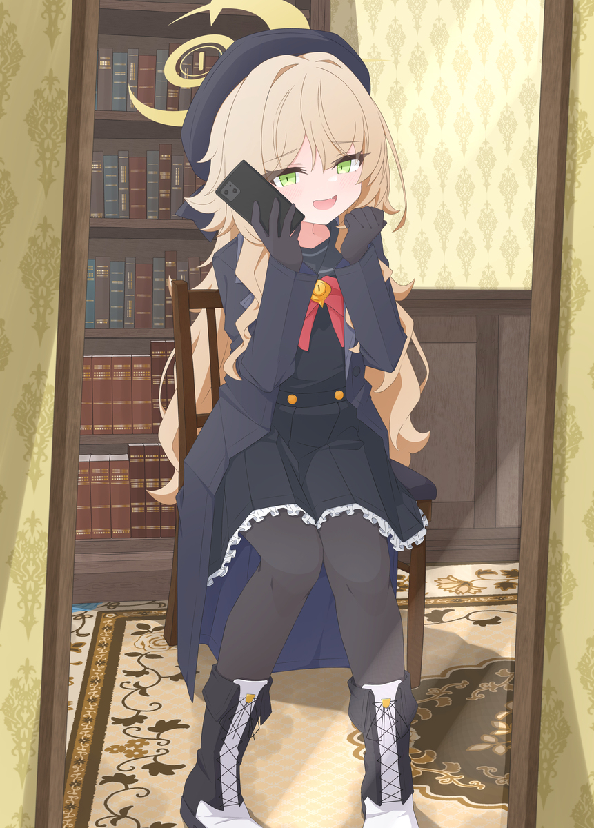 ニヤニヤ自撮り