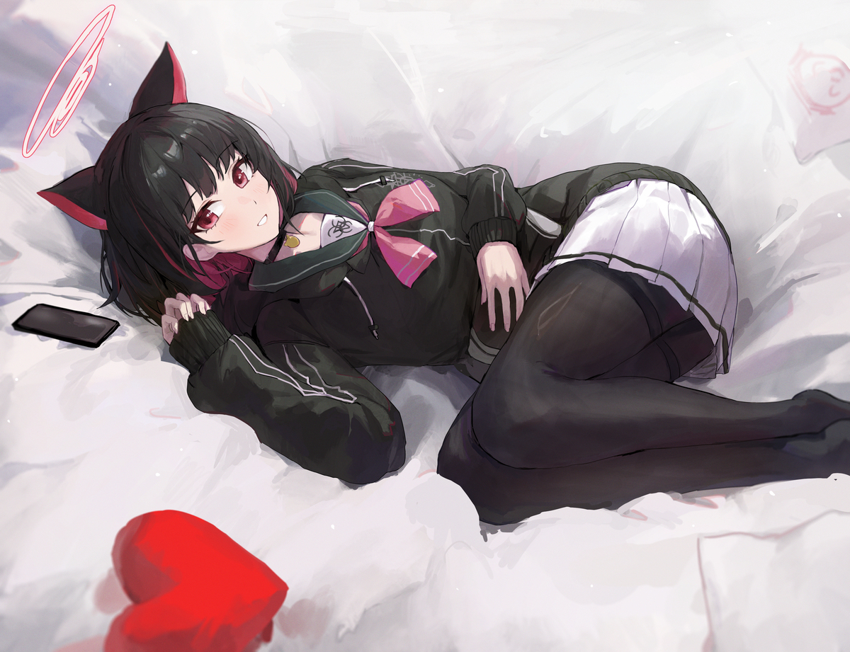 杏山カズサ