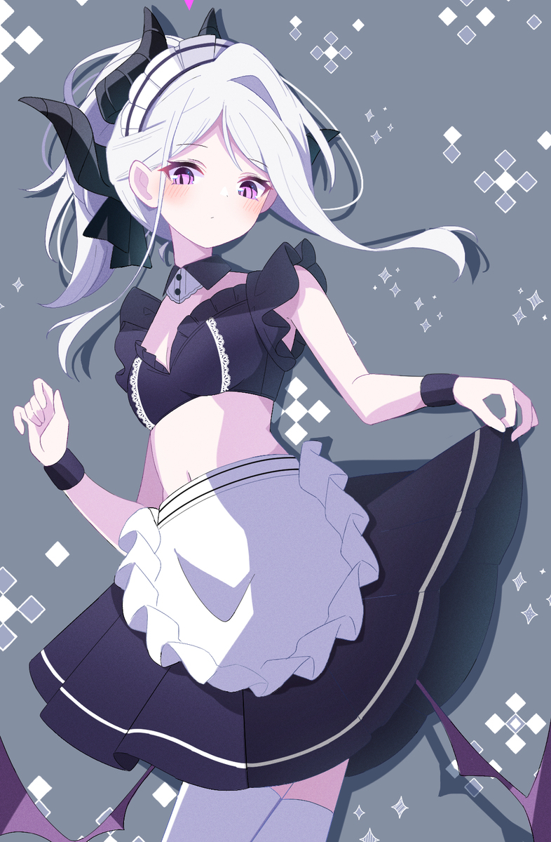 メイドヒナ
