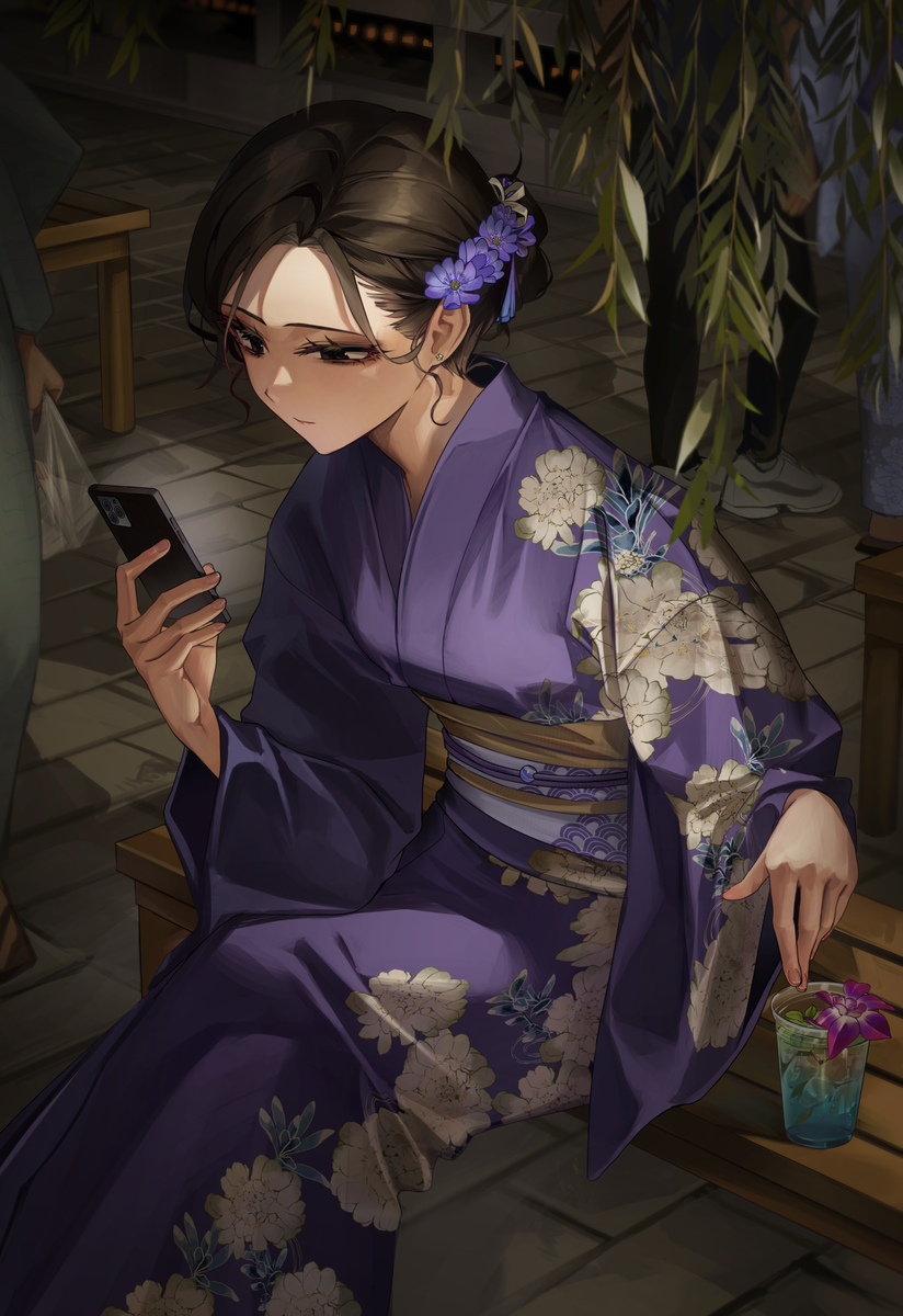 （…やっぱり花火は友達と見に来るのかしら）