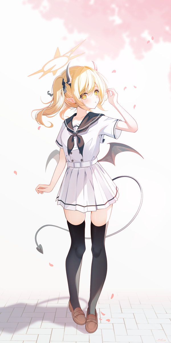 丹花イブキ
