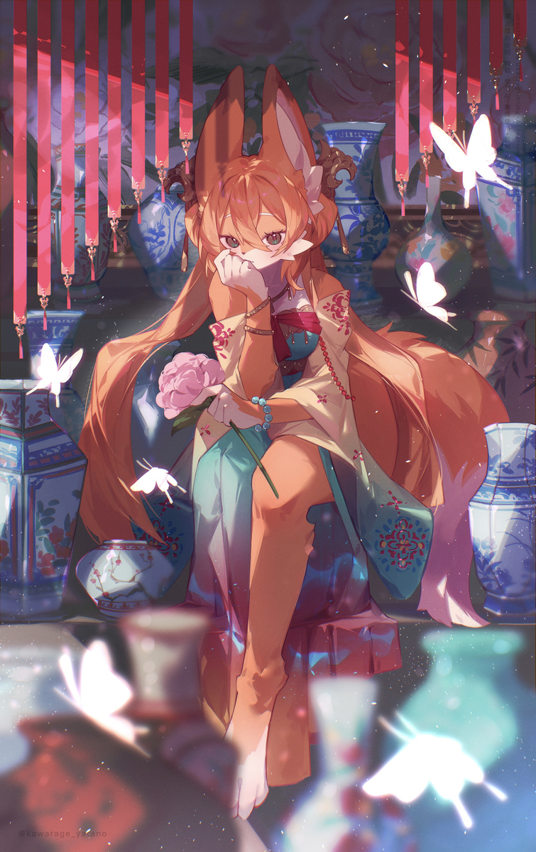 花瓶と狐