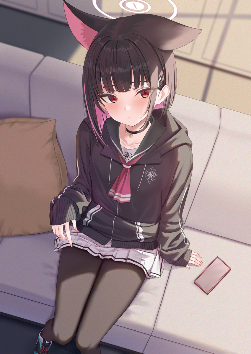 「膝枕…する…？」