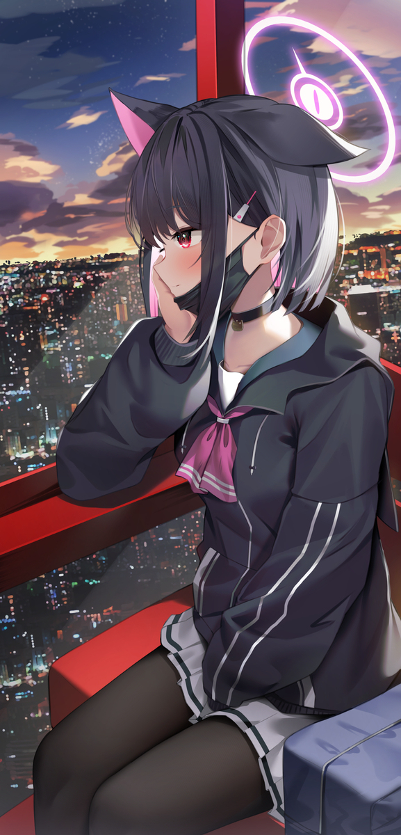 杏山カズサ