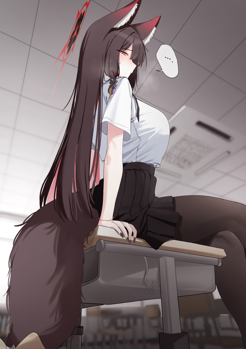 狐坂ワカモ