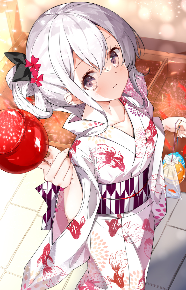 「一口食べてもいいですよ…お兄さん」